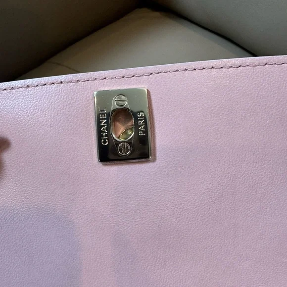 sold x Chanel Tweed & Pink Lambskin Classic Flap Bag - Picture 14 of 16